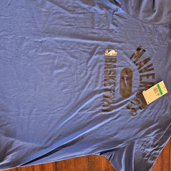 Dallas Mavericks Bundle - Picture 9 of 12